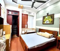 NHÀ DÂN XÂY 42M x 5T, VỊ TRÍ ĐẸP, GẦN PHỐ, PHÁO ĐÀI LÁNG, ĐỐNG ĐA, 11.35 TỶ