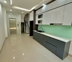 Bán nhà phố Thanh Nhàn, Lô Góc Ba Thoáng, Có Thang Máy, 30mx5T, Giá: 7.95 Tỷ, Lh: 0396935190.
