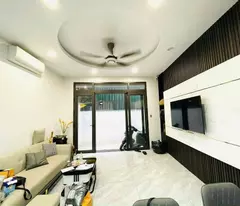 Bán nhà riêng 6  tầng Thang Máy 50m2, Giá Bán 13,8 tỷ tại Linh Quang Hồ Văn Chương, Đống Đa, Hà Nội