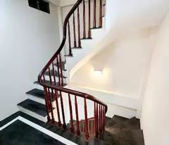 Bán nhà nguyễn đức cảnh 6 tầng long lanh ngõ thông kinh doanh hoàng mai