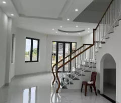 Cần cho thuê nhà mới hoàn thiện 3 tầng nguyên căn hai mặt tiền đường Hoàng Quốc Việt !