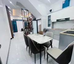 CỰC HIẾM- HƠN 6 TỶ - 49M NHÀ DÂN XÂY PHỐ CỔ NGỌC LÂM, LÔ GÓC, NGÕ THÔNG 10M RA HỒ
