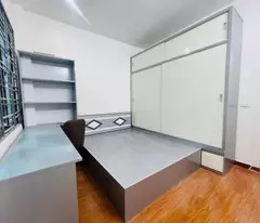 CỰC HIẾM- HƠN 6 TỶ - 49M NHÀ DÂN XÂY PHỐ CỔ NGỌC LÂM, LÔ GÓC, NGÕ THÔNG 10M RA HỒ