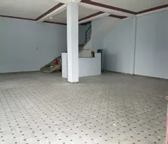 Cho thuê mặt bằng nhà 2 mặt tiền ở BD nhưng gần chợ đầu mối Thủ đức