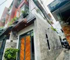 Chính chủ bán  Nhà đẹp long lanh Việt Hưng - full nội thất sịn sò, 1 nhà ra oto tránh, 43,5m, 5