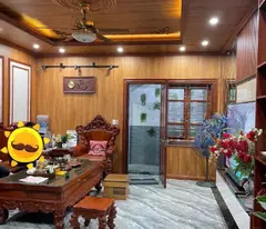 Bán Nhà Nguyễn Quý Đức, 46m², 5 Tầng, Phân Lô, Gần Ô Tô, Ngõ Thông Thoáng, Chỉ 7.2 Tỷ