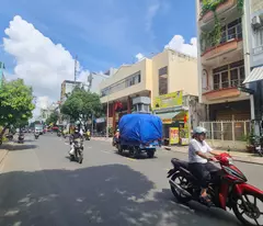 HIẾM-Cho thuê nhà Mặt Tiền Độc Lập 76m2-GẦN NGÃ TƯ-TRƯỜNG HỌC