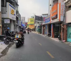 Mình Chính chủ cần bán gấp căn nhà có vị trí tuyệt vời, mặt tiền đường Nguyễn Trọng Tuyển, Tân