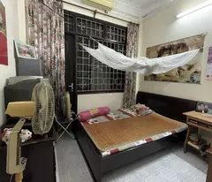 bán nhà phố Tây Sơn, Q.Đống Đa, mặt tiền rộng, nhà phố giá trong ngõ
