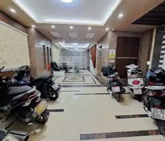 Hiếm phố Trần Quang Diệu 60m2, 6T thang máy, MT6m vỉa hè ô tô gần vườn hoa, gần hồ