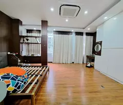 Hiếm phố Trần Quang Diệu 60m2, 6T thang máy, MT6m vỉa hè ô tô gần vườn hoa, gần hồ