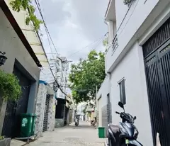 Nhà 2  tầng, 80m2, Man Thiện, ngay ĐH marketing, Ga Metro, đường 5m, nhỉnh 4.5 tỷ