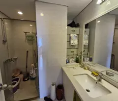 Bán căn hộ 3 ngủ, 109 m2, sổ đỏ lâu dài, toà Orienral Westlake Tây Hồ- 174 Lạc Long Quân