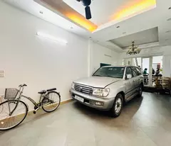 Bán 67m lãng yên atwngj nhà phân lô ô tô tránh vào nhà hai bà trưng