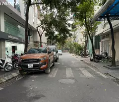 Bán đất đấu giá Thạch Bàn Cổ Linh, ô tô tránh, vỉa hè, kd, 63m, mt 4,7m, 11 tỷ