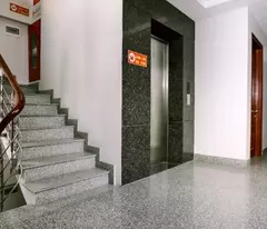 bán toà khách sạn 3 sao phố giáp bát, hoàng mai, doanh thu cao, giá hợp lý