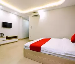 bán toà khách sạn 3 sao phố giáp bát, hoàng mai, doanh thu cao, giá hợp lý