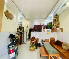 KHÓ TIN QUÁ, Nhà Mặt tiền, 36m2, 2 lầu mới 2PN, 2.6 tỷ TL 0964364745