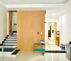 Tòa nhà 4,5 tầng biển Mỹ Khê-Dòng tiền 40 triệu tháng -Giá 12,49 tỷ.