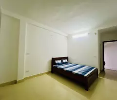 Bán nhà Lĩnh Nam giá 5.25 tỷ, diện tích 33m2, 5 tầng, mặt tiền 3.7m