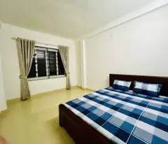 Bán nhà Lĩnh Nam giá 5.25 tỷ, diện tích 33m2, 5 tầng, mặt tiền 3.7m