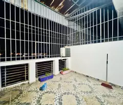 Bán nhà Lĩnh Nam giá 5.25 tỷ, diện tích 33m2, 5 tầng, mặt tiền 3.7m