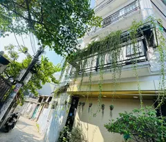 NHÀ ĐẸP 5 TẦNG PHÚC LỢI, LÔ GÓC, OTO ĐỖ CỔNG, 36M NHỈNH 5 TỶ