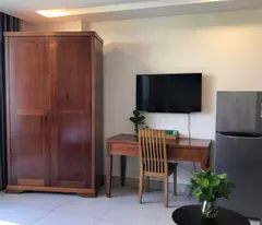 Bán khách sạn 8 tầng đường 30m Nguyễn Huy Chương -Sơn Trà - Giá chỉ 21 tỷ .