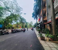 Cực hiếm phố Hoàng Cầu 33 tỷ 106m2, mặt tiền 6.5m lô góc ô tô kinh doanh ngay vườn hoa