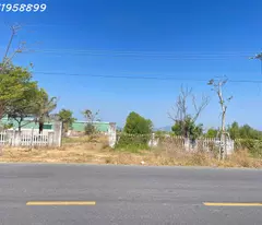 Bán đất thổ cư Đường Hùng Vương, Thị xã LaGi thổ cư 500m2 giá rẻ nhất view Biển