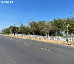 Bán đất thổ cư Đường Hùng Vương, Thị xã LaGi thổ cư 500m2 giá rẻ nhất view Biển
