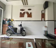 Bán nhà Hoàng Hoa Thám 32m2, 4 tầng, chỉ 5.86 tỷ gần Lăng Bác, ngõ thông thóag chỉ nhỉnh 5 tỷ
