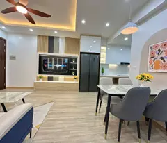 Bán căn hộ chung cư Nơ 3 Bán đảo Linh Đàm 76m2 x 3 ngủ Full nội thất GIÁ HỢP LÝ