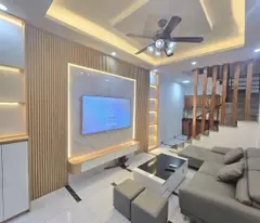 Bán nhà Thanh Lân giá 4.98 tỷ, diện tích 31m2, 4 tầng, mặt tiền 3.5m