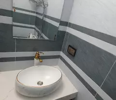 BÁN NHÀ LA THÀNH 51M 5 TẦNG NGÕ THÔNG KD TỐT GIÁ 9.5 TỶ