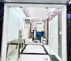 BÁN NHÀ NGÕ HOÀNG HOA THÁM 31M  5 TẦNG LO GÓC 2 THOÁNG GIÁ 5,75 TỶ