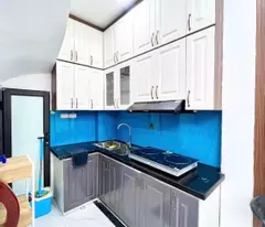 BÁN NHÀ NGÕ HOÀNG HOA THÁM 31M  5 TẦNG LO GÓC 2 THOÁNG GIÁ 5,75 TỶ