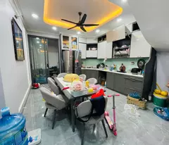 Bán nhà 6 tầng x 60m2, Ô tô đỗ cửa, đường Xuân Đỉnh, Hà Nội .