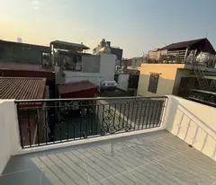 Bán nhà Phố Hoàng Cầu, Vị Trí Đắc Địa, Khung Cột Chắc Chắn, 35mx5T, Giá: 8.1 Tỷ, Lh: 0396935190.