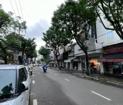 Nhà 2 mặt phố đẹp, nhiều tiện ích tại Hoàng Diệu, 21,8 tỷ, 89m2
