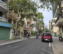 HOT HOT NHÀ HOÀNG SÂM 61M2, 6 NGỦ, KINH DOANH, VỈA HÈ CHỈ 17.6 TỶ
