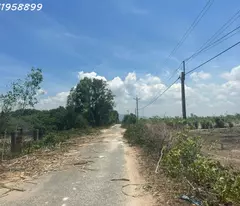 Đất ngộp 27m x 47m Đường Lý Nam Đế, thị xã LaGi chỉ 100 triệu/m ngang sổ riêng