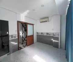 🔥 QUẬN 1 - NHÀ ĐẸP 3 TẦNG - SÁT MẶT TIỀN - CHỈ 2.5 TỶ! 🔥