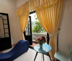 CHO THUÊ KHÁCH SẠN 4 TẦNG PHƯỜNG TRƯỜNG AN. CÓ 14 PHÒNG