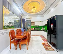 Nhà hẻm 1979 Huỳnh Tấn Phát, gara xe hơi, 4 tầng, chủ 7.49 tỷ