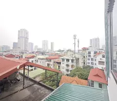 NHÀ YÊN HÒA SIÊU MỚI- ĐẸP, HIẾM, TẦM TIỀN, THANG MÁY, GẦN Ô TÔ TRÁNH 36M2-MT4,5 CHỈ 8,4 TỶ