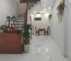Bán nhà Trần Cung 50m2 -5 tầng, lô góc, 8 ngủ, giá 7.95 tỷ