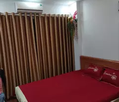 Bán nhà Trần Cung 50m2 -5 tầng, lô góc, 8 ngủ, giá 7.95 tỷ