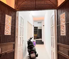 Nhà đẹp,khâm thiên, ngõ nông,rộng , gần phố,DT,33m-4T-MT2/5M, giá chỉ 6.3 tỷ