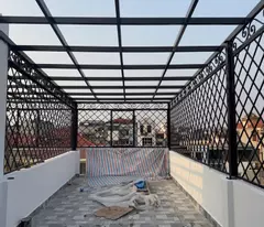THANG MÁY XỊN XÒ - NHÀ MỚI TINH - NGÕ THÔNG CÁC NGẢ -  NHÀ ĐÃ GẦN HOÀN THIỆN XONG - chính chủ